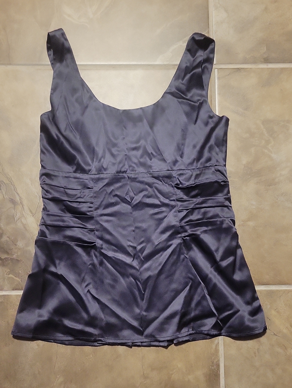 Silk Top - Picture 3 of 4